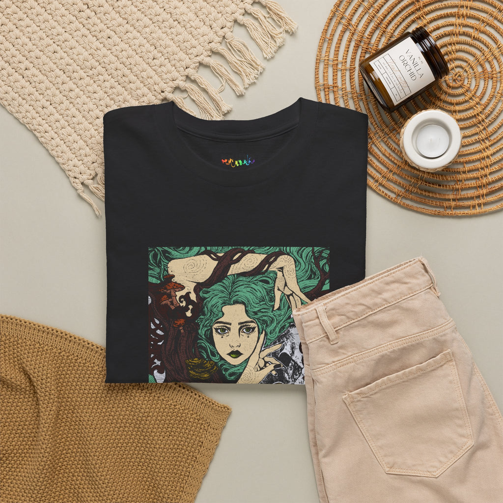 Aquela que Germina na Morte | SPKTR T-Shirt
