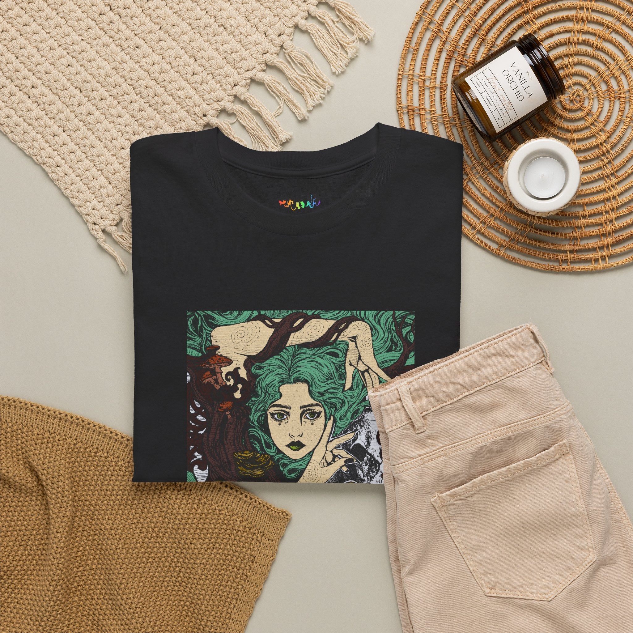Aquela que Germina na Morte | SPKTR T-Shirt