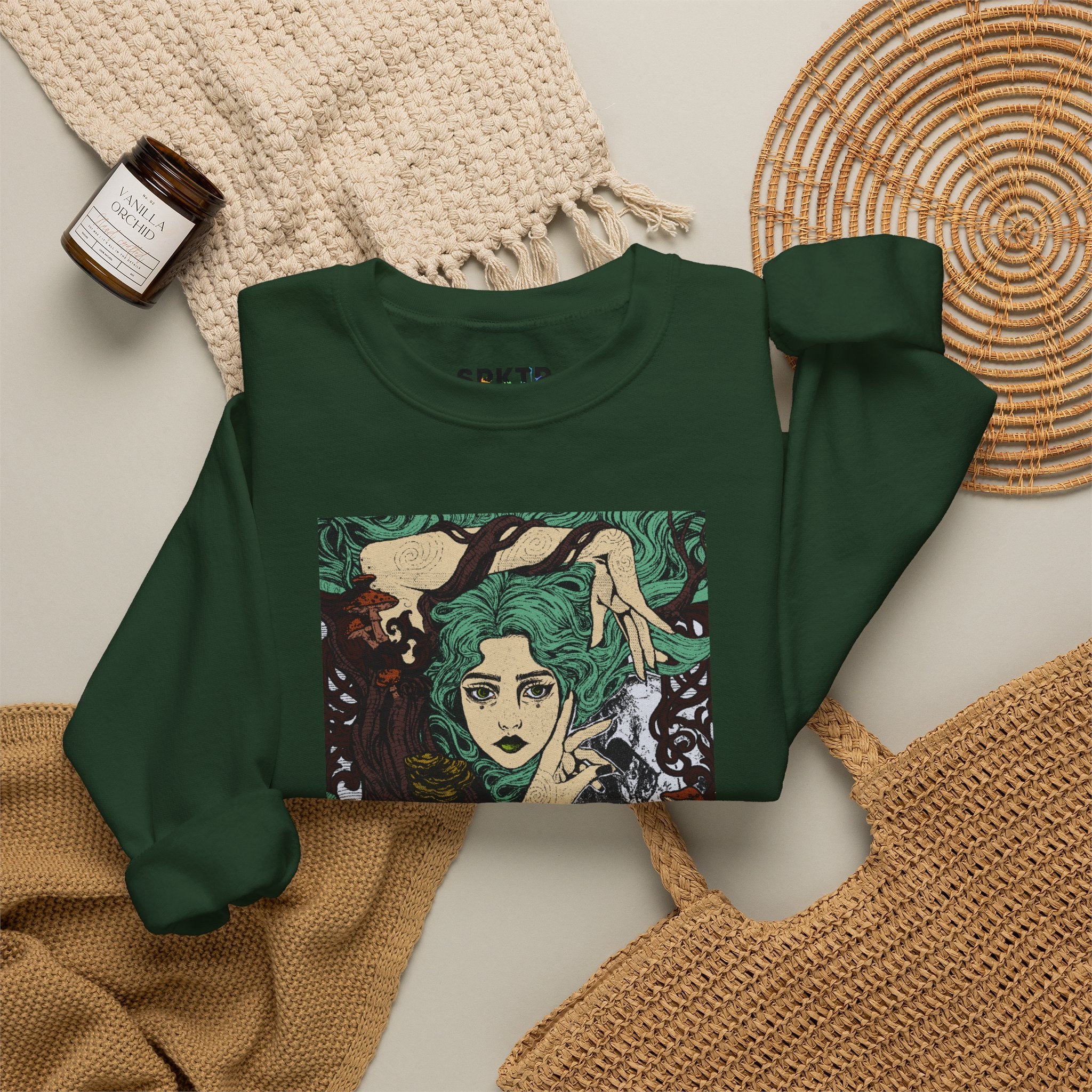 Aquela que Germina na Morte | SPKTR Graphic Sweatshirt