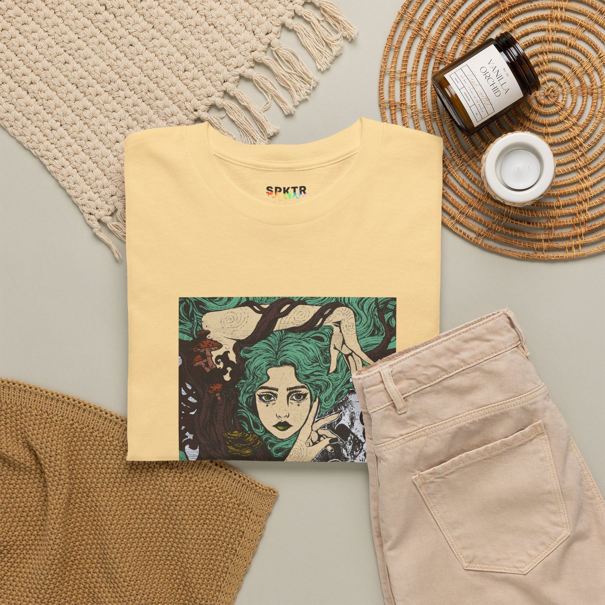 Aquela que Germina na Morte | SPKTR T-Shirt