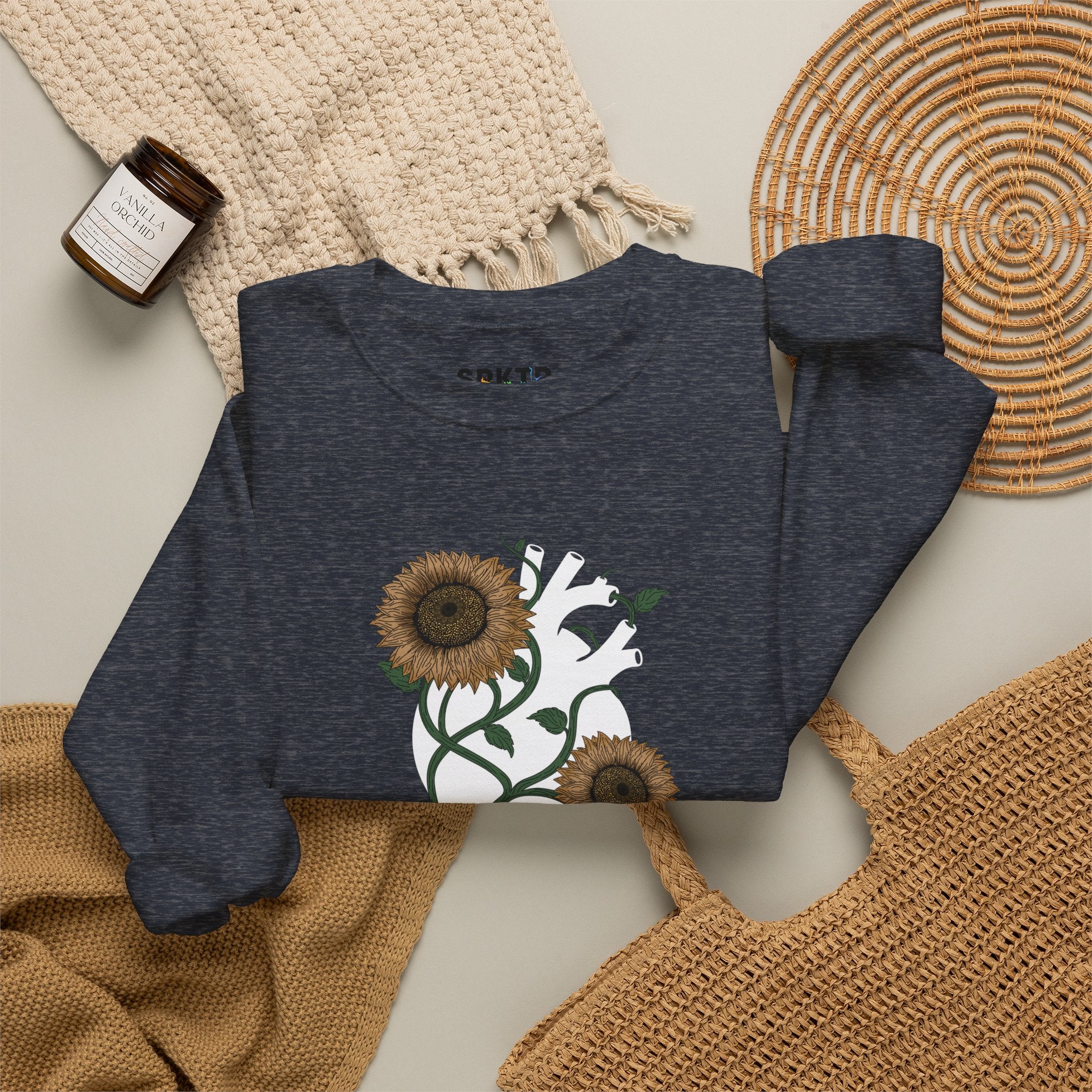 Florescer | SPKTR Graphic Sweatshirt